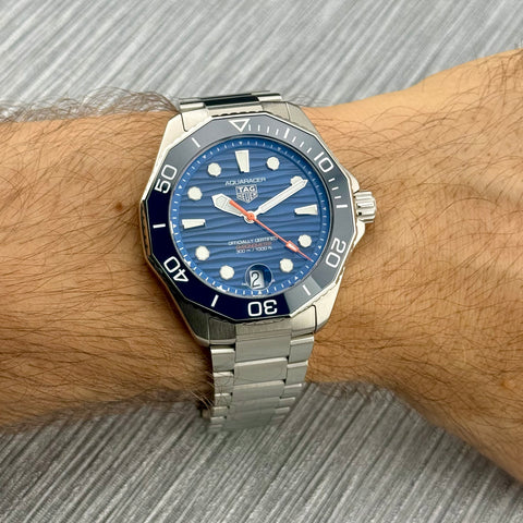 Tag Heuer Aquaracer 300m Ref. WBP5111.BA001 | Full-Set 04/2025 | Tag Heuer Garantie 04/2030 | Unworn | Ungetragen | 42mm | Blue Wave Dial | Top