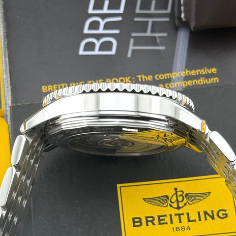 Breitling Navitimer 1 01 Chronograph Ref. AB012721/BD09 | Full-Set 10/2016 | Serviced 12/2025 | Black Dial | 46mm | Top