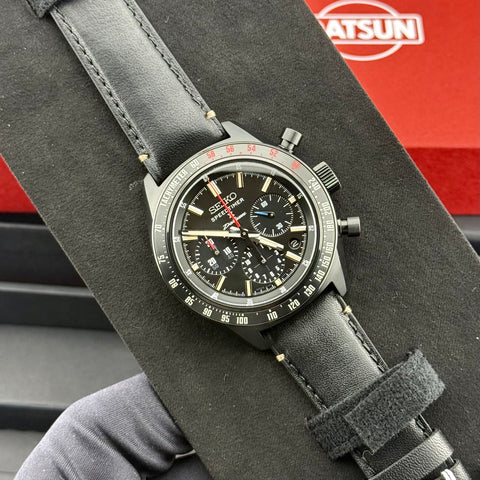 Seiko Prospex Speedtimer Datsun Limited Edition Ref. SRQ057J1 | NEU | 2025 | Unworn | Limited Edition 500pcs worldwide | In Stock | Top | VIP