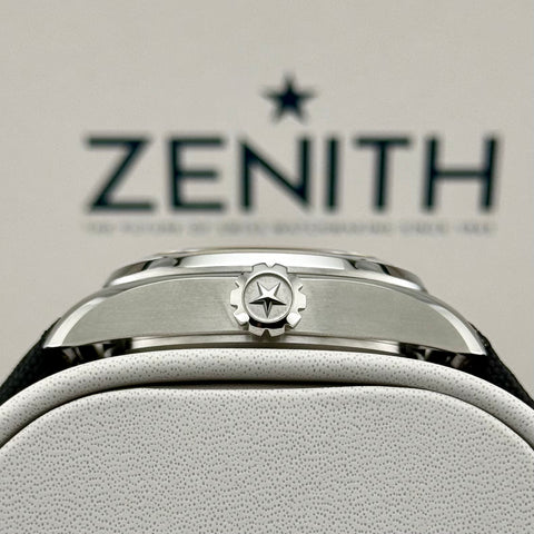 Zenith Pilot Automatic 40 Ref. 03.4000.3620/21.I001 | Full-Set 11/2024 |  Garantie 11/2029 | Ungetragen | Unworn | Top