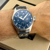 IWC Große Fliegeruhr Big Pilot Perpetual Calendar 46 Ref. IW503605 | Full-Set 06/2026 | NEU | Unworn | IWC Garantie 06/2034 | Top