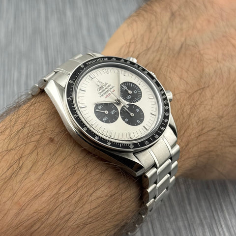 Omega Speedmaster Apollo 11 35th Anniversary Ref. 35693100 | Full-Set 2005 | Serviced 11/2025 | Limited Edition | Panda Dial | 42mm | Handaufzug | Top