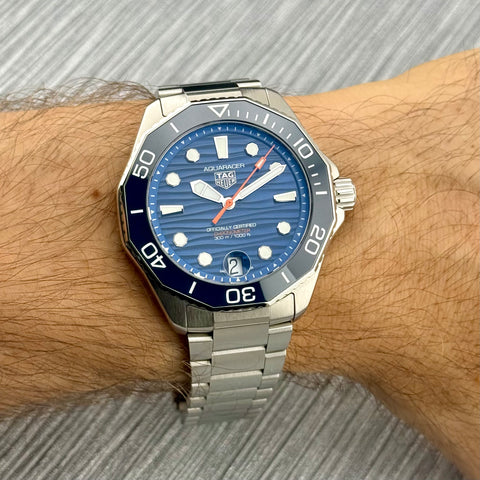 Tag Heuer Aquaracer 300m Ref. WBP5111.BA001 | Full-Set 04/2025 | Tag Heuer Garantie 04/2030 | Unworn | Ungetragen | 42mm | Blue Wave Dial | Top