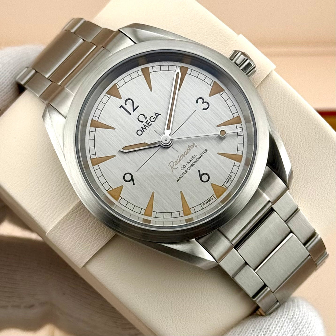 Omega Seamaster Railmaster Ref. 220.10.40.20.06.001 | Full-Set 09/2026 | Omega Garantie 09/2031 | NEU | Unworn
