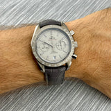 Omega Speedmaster Grey Side of the Moon Chronograph Ref. 31193445199001 | Full-Set 08/2025 | Omega Garantie 08/2030 | 44,25mm | Keramik | Unworn