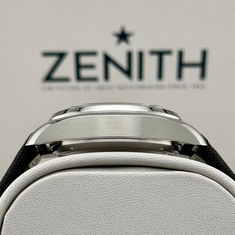Zenith Pilot Automatic 40 Ref. 03.4000.3620/21.I001 | Full-Set 11/2024 |  Garantie 11/2029 | Ungetragen | Unworn | Top