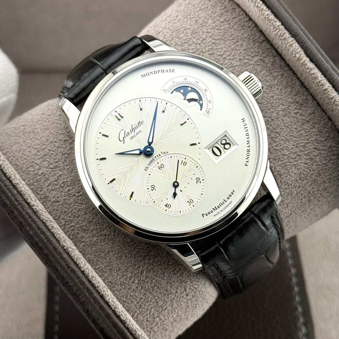 Glashütte Original PanoMaticLunar Ref. 1-90-02-42-32-61 | Full-Set 11/2025 | Unworn | Ungetragen | 40mm | Silver | Top