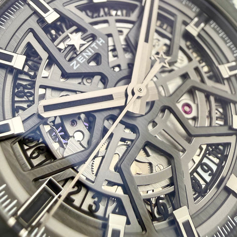 Zenith Defy Classic Ref. 49.9000.670/77.R782 | Full-Set 07/2022 | Unworn | Ungetragen | Skelettiert | 41mm | Top