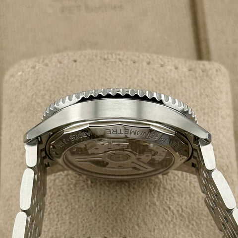 Breitling Navitimer B01 Chronograph 43 Ref. AB0138241G1A1 | Full-Set 04/2023 | Unworn | Ungetragen | Silver Panda Dial | Top