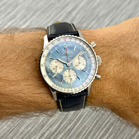 Breitling Navitimer B01 Chronograph 41 Japan Edition Ref. AB0139211C2P1 | Full-Set 09/2024 | Garantie 09/2032 | Blue MOP Dial | 41mm | Top | Rare