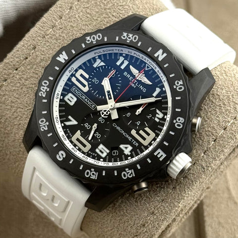 Breitling Endurance Pro 44 Ref. X82310A71B1S1 | Full-Set 2023 | Quartz | Weiß | 44mm | Top