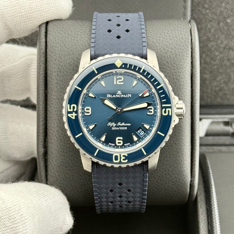 Blancpain Fifty Fathoms Automatique Ref. 5010 12B40 O64B | Full-Set 11/2024 | Unworn | Titan | 42.3mm | Like New | Blue Dial | Top | VIP