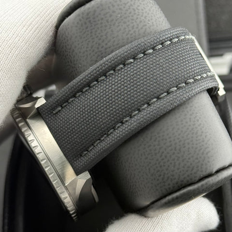 Die Blancpain Fifty Fathoms Bathyscape Ref. 5000-1110-B52A | Full-Set 01/2024 | Unworn | Ungetragen | 43mm | Grey Dial | Top