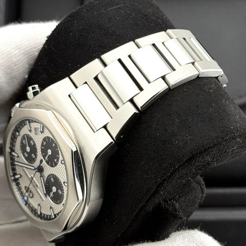 Girard-Perregaux Laureato Chronograph 42 Ref. 81020-11-131-11A | Full-Set 01/2023 | GP Garantie 1/2028 | Panda | Top Condition