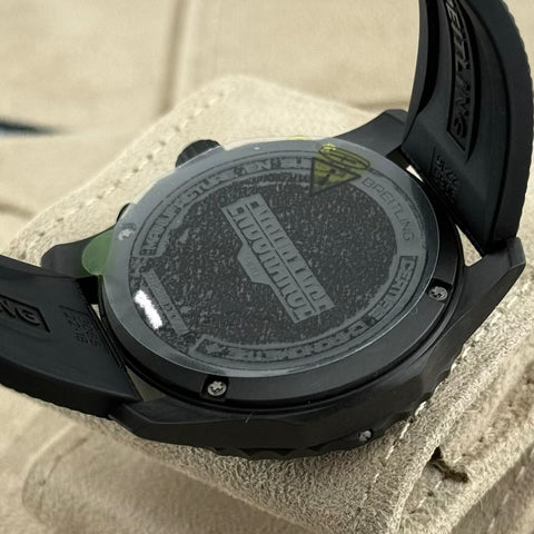 Breitling Endurance Pro Ref. X82310E51B1S2 | Full-Set 01/2026 | NEU | 44mm | Black Dial | Quartz