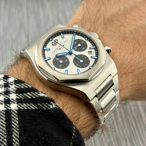 Girard-Perregaux Laureato Chronograph 42 Ref. 81020-11-131-11A | Full-Set 01/2023 | GP Garantie 01/2028 | Panda Dial | Like New | VIP